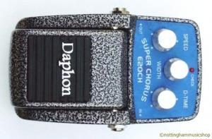 GUITAR CHORUS EFFECT PEDAL