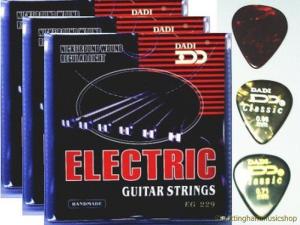 3 SETS ELECTRIC GUITAR STRINGS + 3 PICKS