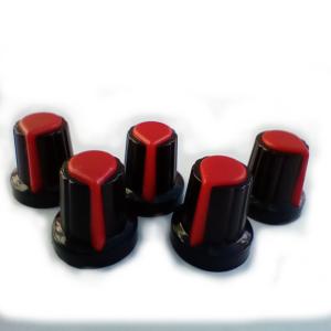 FIVE 16MM RIBBED POT KNOB WITH RED POINTER