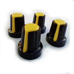 FOUR16MM RIBBED POT KNOBS WITH YELLOW POINTER