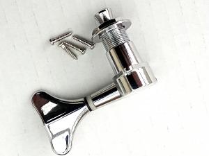 1 CHROME ENCLOSED BASS MACHINE HEAD